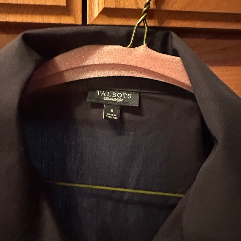 Talbots Size 8 Black Button Down - image 4